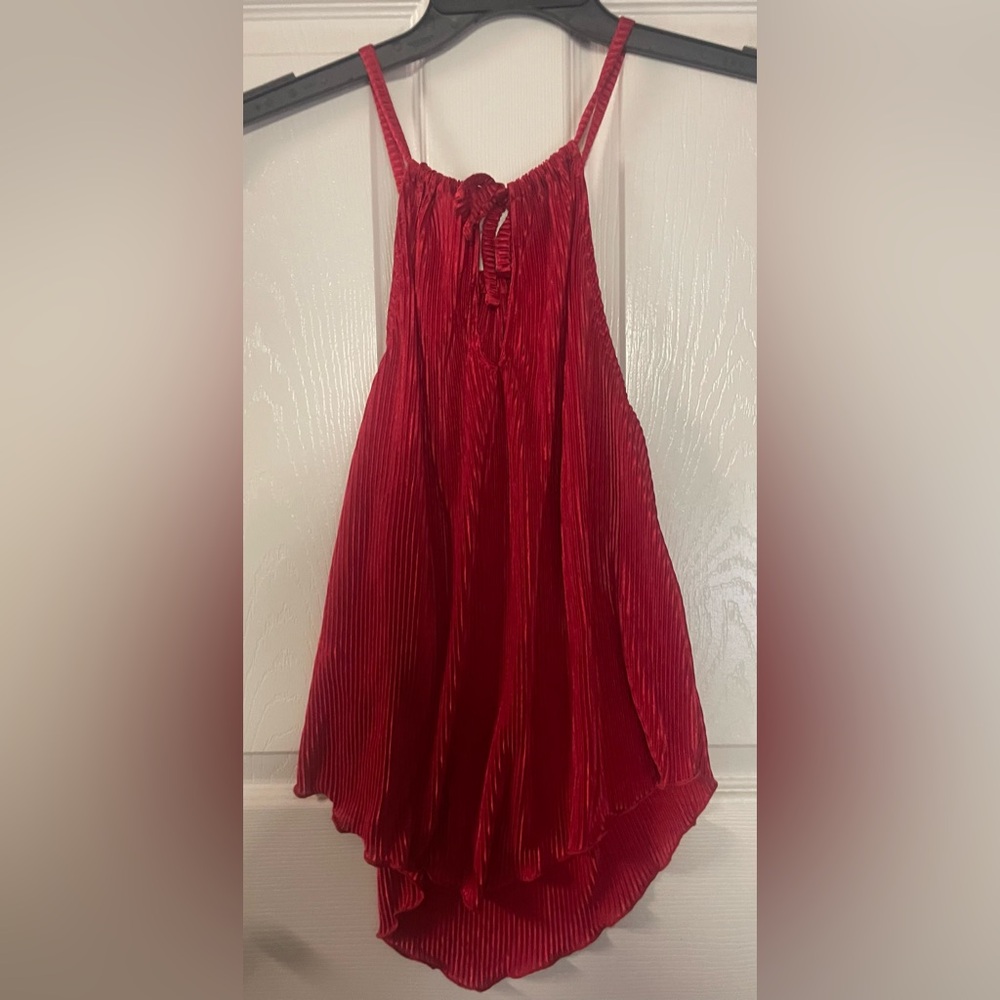 🔴 3/$12 Juniors Red Halter Top!‎ NWT! - Picture 5 of 5